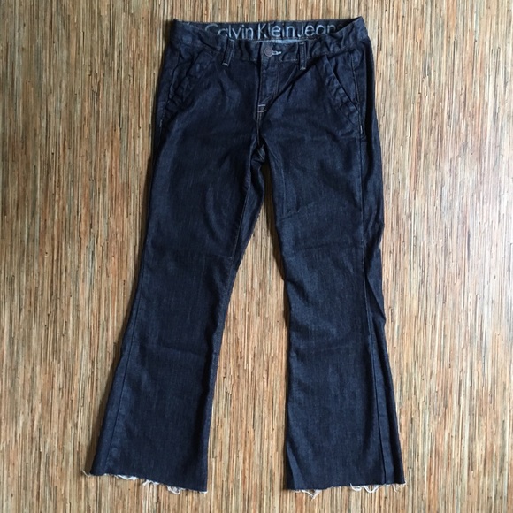 Calvin Klein Jeans Cut-offs Dark Wash Womens 29/8 - Picture 3 of 16